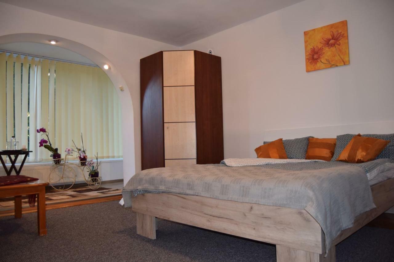 Central Appartment St'S Martin Church Braszów Zewnętrze zdjęcie